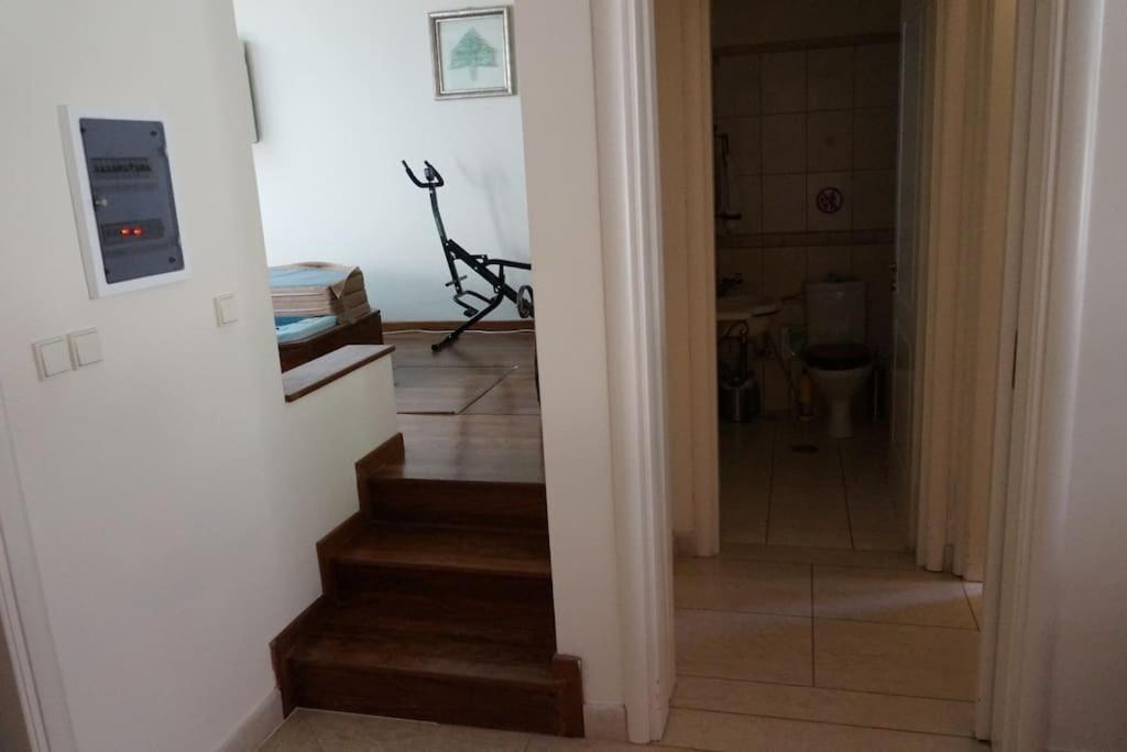 Apartment With A Garden, Bbq, Swimming Pool And Jacuzzi Dhráfi Exteriör bild
