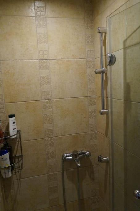 Apartment With A Garden, Bbq, Swimming Pool And Jacuzzi Dhráfi Exteriör bild