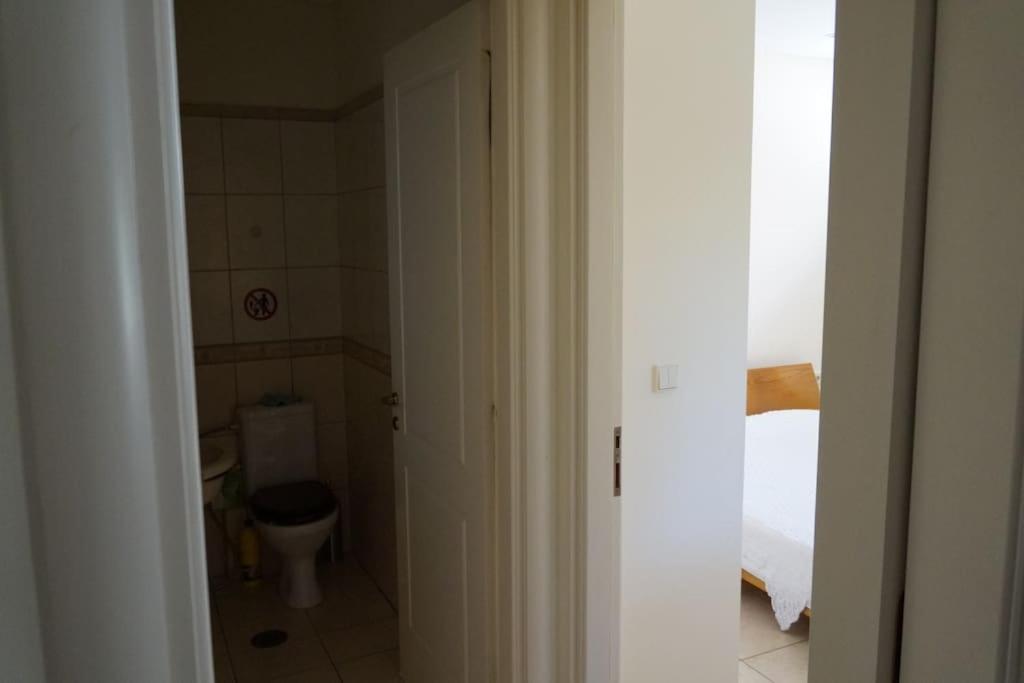 Apartment With A Garden, Bbq, Swimming Pool And Jacuzzi Dhráfi Exteriör bild