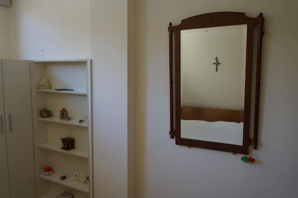Apartment With A Garden, Bbq, Swimming Pool And Jacuzzi Dhráfi Exteriör bild